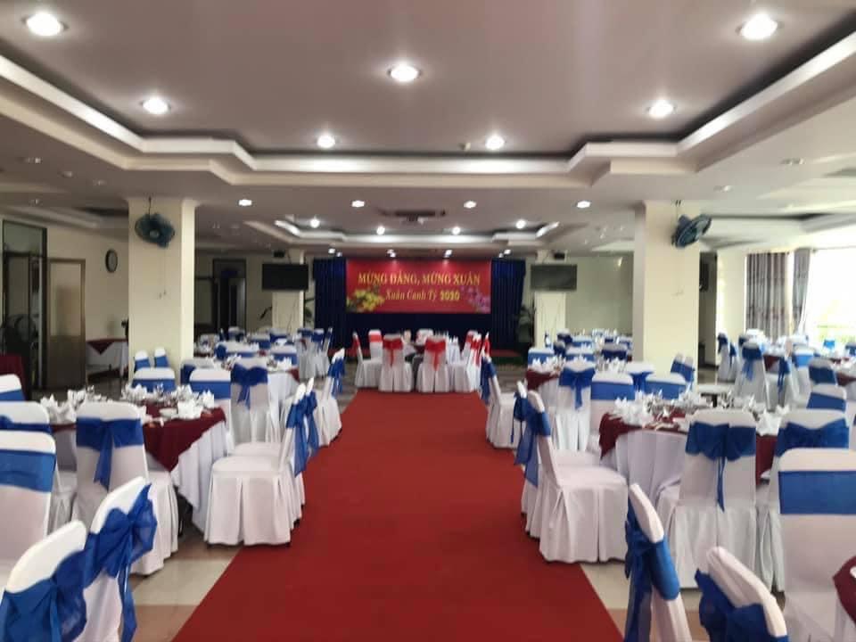 nh&agrave; h&agrave;ng tại đ&agrave; nẵng
